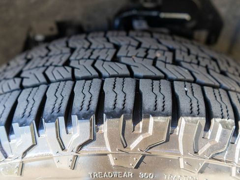 Used 2025 Nissan Rogue SV w/ Rock Creek Premium Package image 31