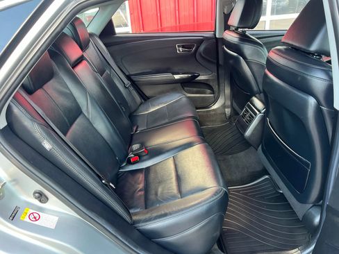 Used 2016 Toyota Avalon Touring image 15