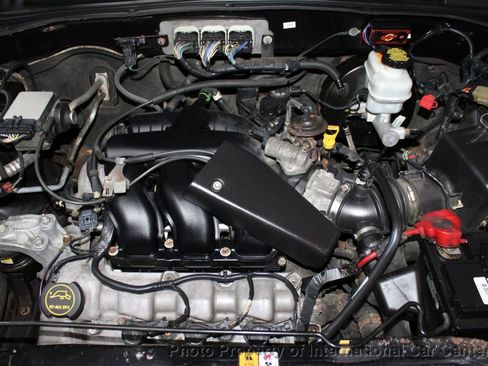 Used 2008 Ford Escape XLT image 28