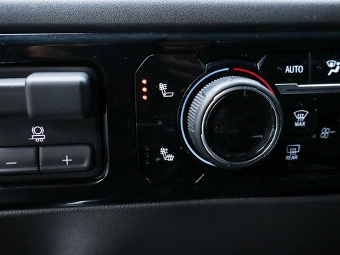 Used 2023 Chevrolet Silverado 1500 LT Trail Boss w/ Convenience Package II image 34