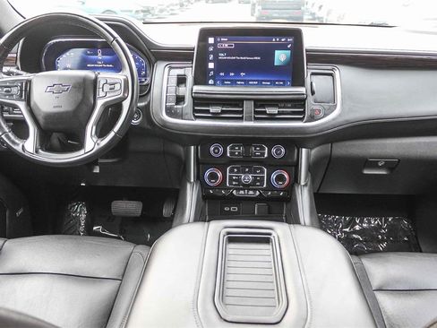 Used 2022 Chevrolet Tahoe Z71 image 16