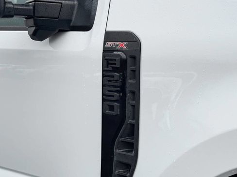 Used 2024 Ford F250 XL w/ STX Appearance Package image 10
