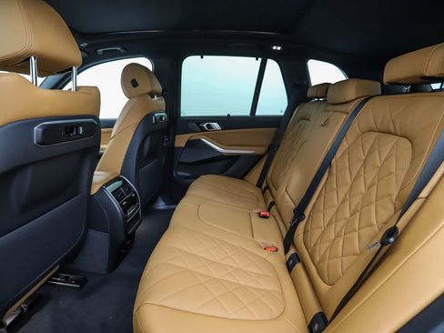 New 2026 BMW X5 xDrive40i w/ M Sport Package image 23