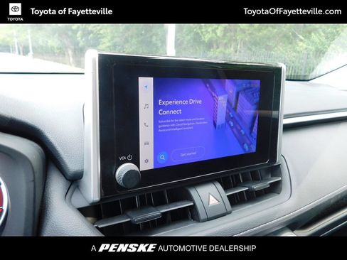 Used 2025 Toyota RAV4 XLE FWD image 8