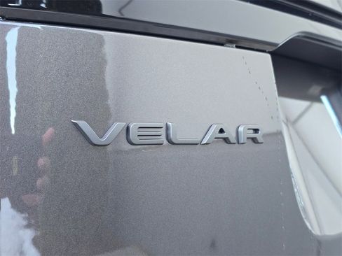 New 2025 Land Rover Range Rover Velar Dynamic SE image 7