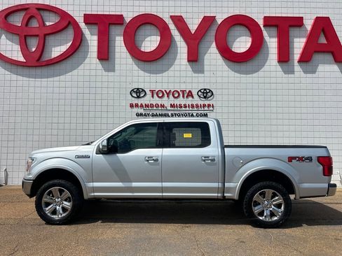 Used 2019 Ford F150 Lariat AWD/4WD image 7