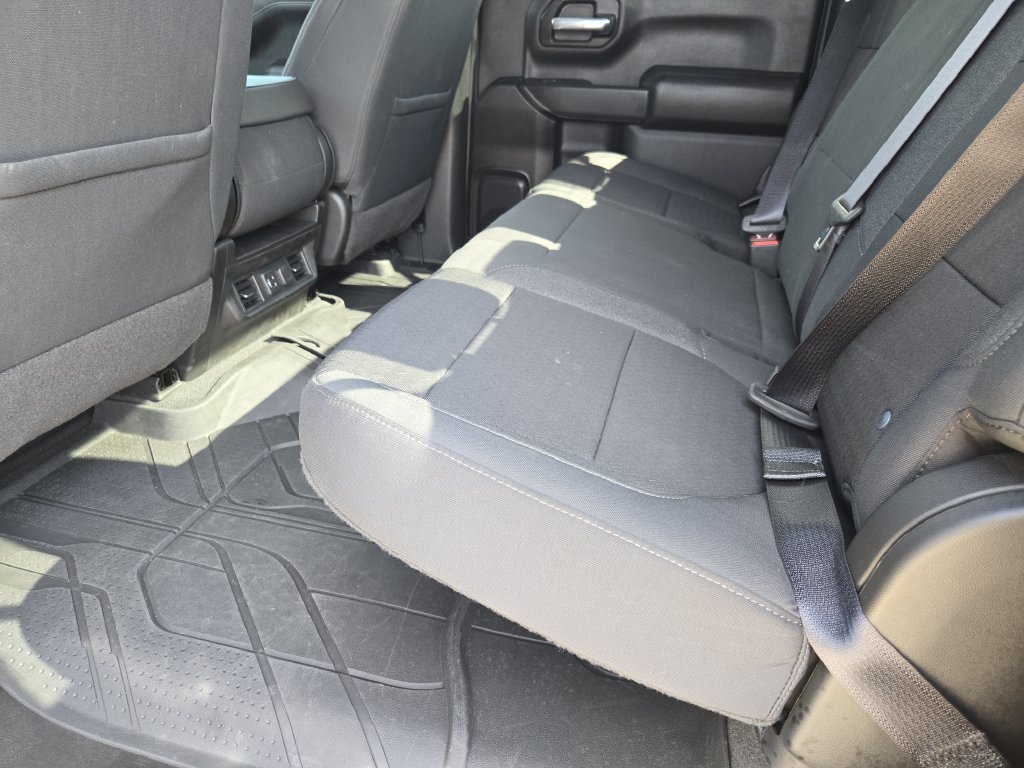 Used 2021 Chevrolet Silverado 1500 LT RWD image 31