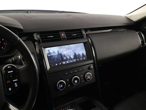 Used 2020 Land Rover Discovery SE AWD/4WD image 9