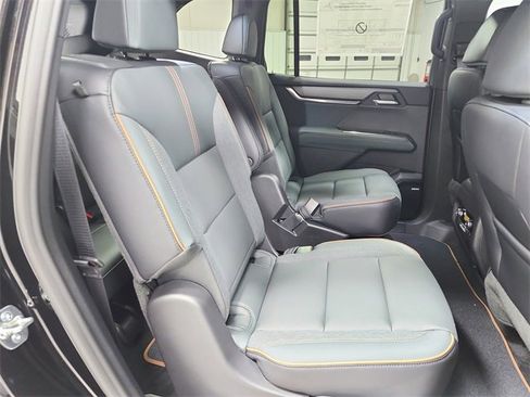 New 2026 GMC Acadia AT4 w/ Super Cruise Package image 42