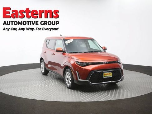 Used 2024 Kia Soul LX w/ Option Group 015 FWD image 50