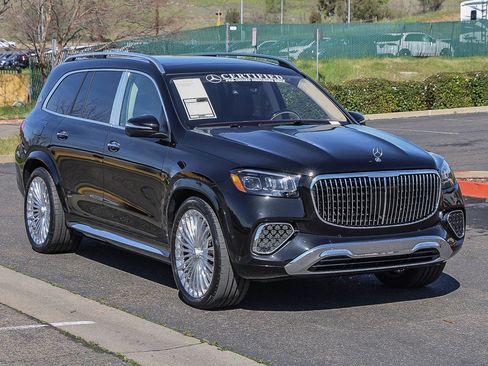 Certified 2024 Mercedes-Benz Maybach GLS 600 4MATIC image 10