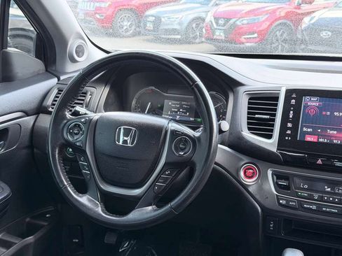 Used 2018 Honda Ridgeline RTL-T image 34