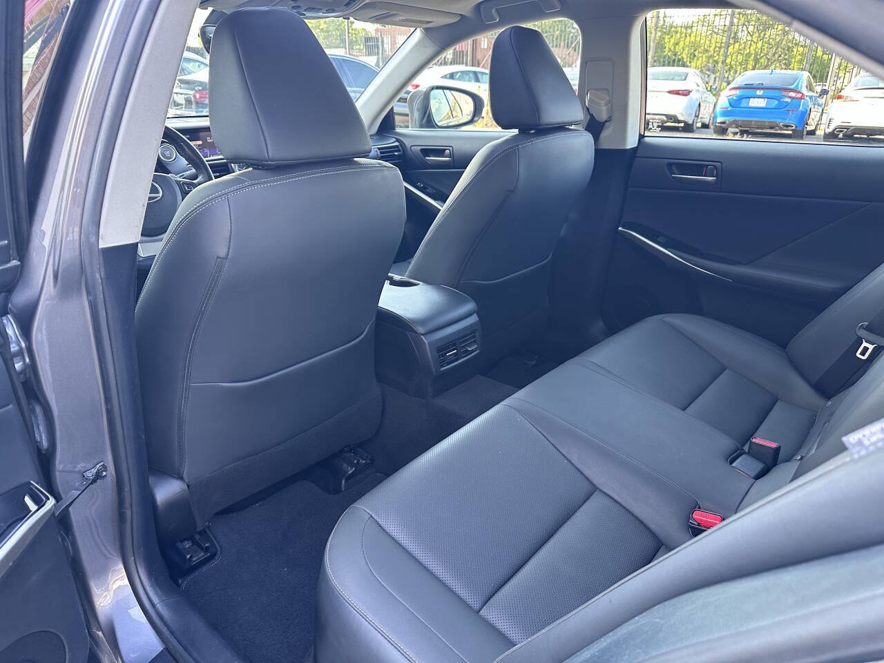 Used 2017 Lexus IS 300 AWD w/ Premium Package image 35