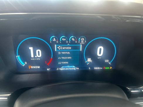 Used 2022 Ford F150 Lariat w/ Equipment Group 502A High AWD/4WD image 18