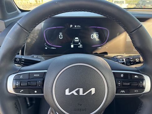 Used 2025 Kia Sportage X-Line image 16