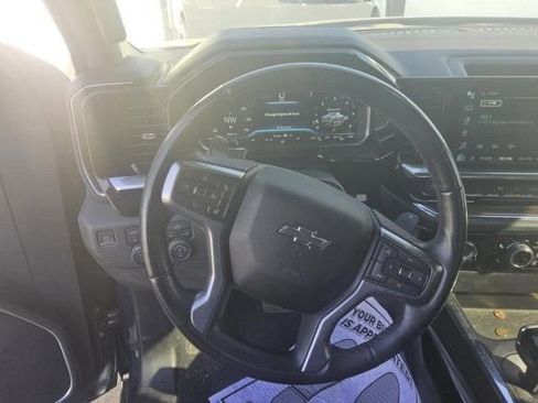 Used 2023 Chevrolet Silverado 1500 RST w/ Z71 Off-Road Package AWD/4WD image 6