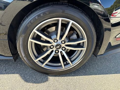 Used 2016 Ford Mustang Premium RWD image 14
