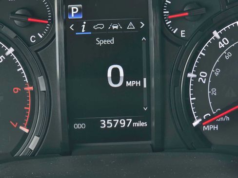 Used 2023 Toyota 4Runner SR5 image 28