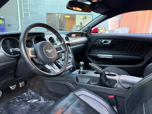 Used 2015 Ford Mustang GT Premium w/ GT Performance Package RWD image 15