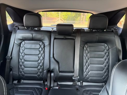 Used 2023 Ford Escape Platinum w/ Premium Technology Package AWD/4WD image 16