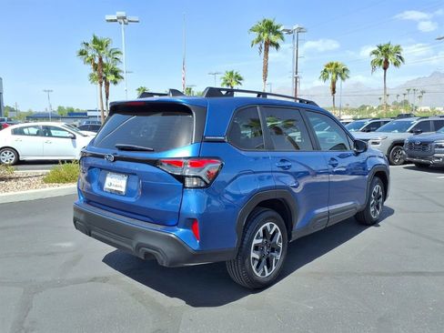 Used 2026 Subaru Forester Premium AWD/4WD image 10