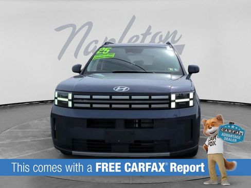 Used 2025 Hyundai Santa Fe SEL AWD/4WD image 2