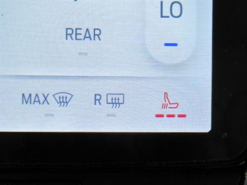 Used 2022 Ford Expedition Max Limited image 34