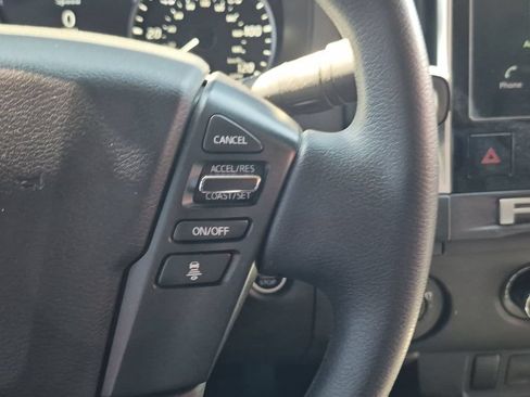 Certified 2025 Nissan Frontier SV RWD image 19