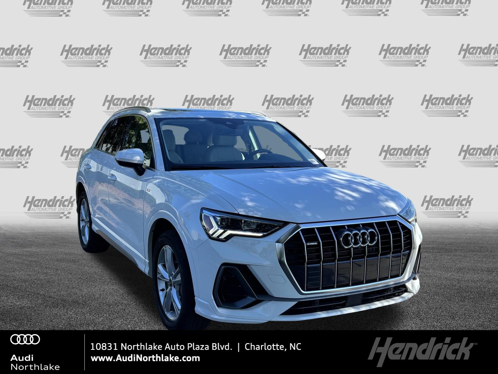 Used 2024 Audi Q3 2.0T Premium Plus AWD/4WD image 1