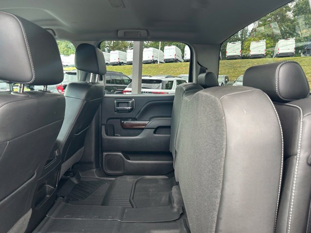 Used 2019 GMC Sierra 2500 SLT w/ Duramax Plus Package AWD/4WD image 22