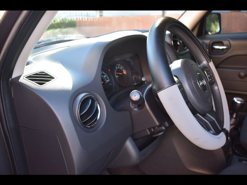 Used 2015 Jeep Patriot Sport FWD image 14