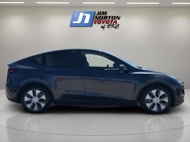 Used 2024 Tesla Model Y Long Range AWD/4WD image 4