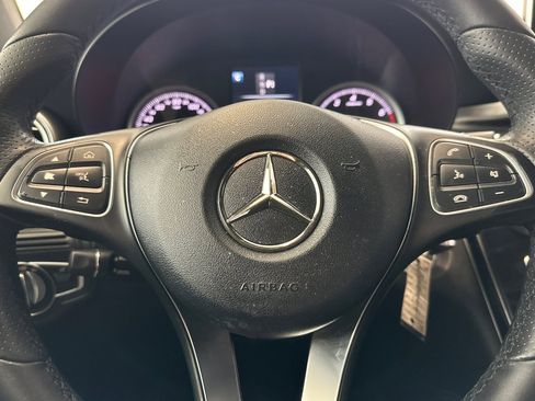 Used 2018 Mercedes-Benz GLC 300 GLC 300 image 17