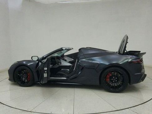 Used 2024 Chevrolet Corvette Z06 w/ Stealth Interior Trim Package image 65