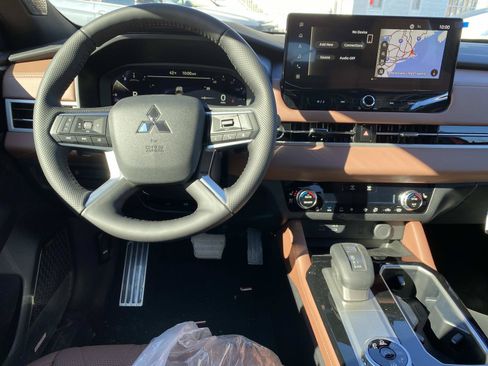New 2026 Mitsubishi Outlander SEL AWD/4WD image 8