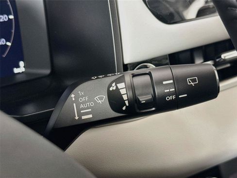 New 2026 Mitsubishi Outlander SE FWD image 6
