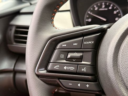 New 2025 Subaru Crosstrek 2.5i Limited w/ Crosstrek Mirror Package image 12