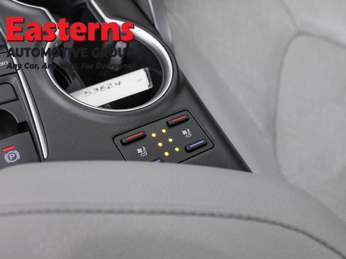 Used 2023 Toyota Camry XLE w/ Navigation Package FWD image 22