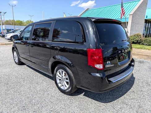 Used 2015 Dodge Grand Caravan SXT image 4
