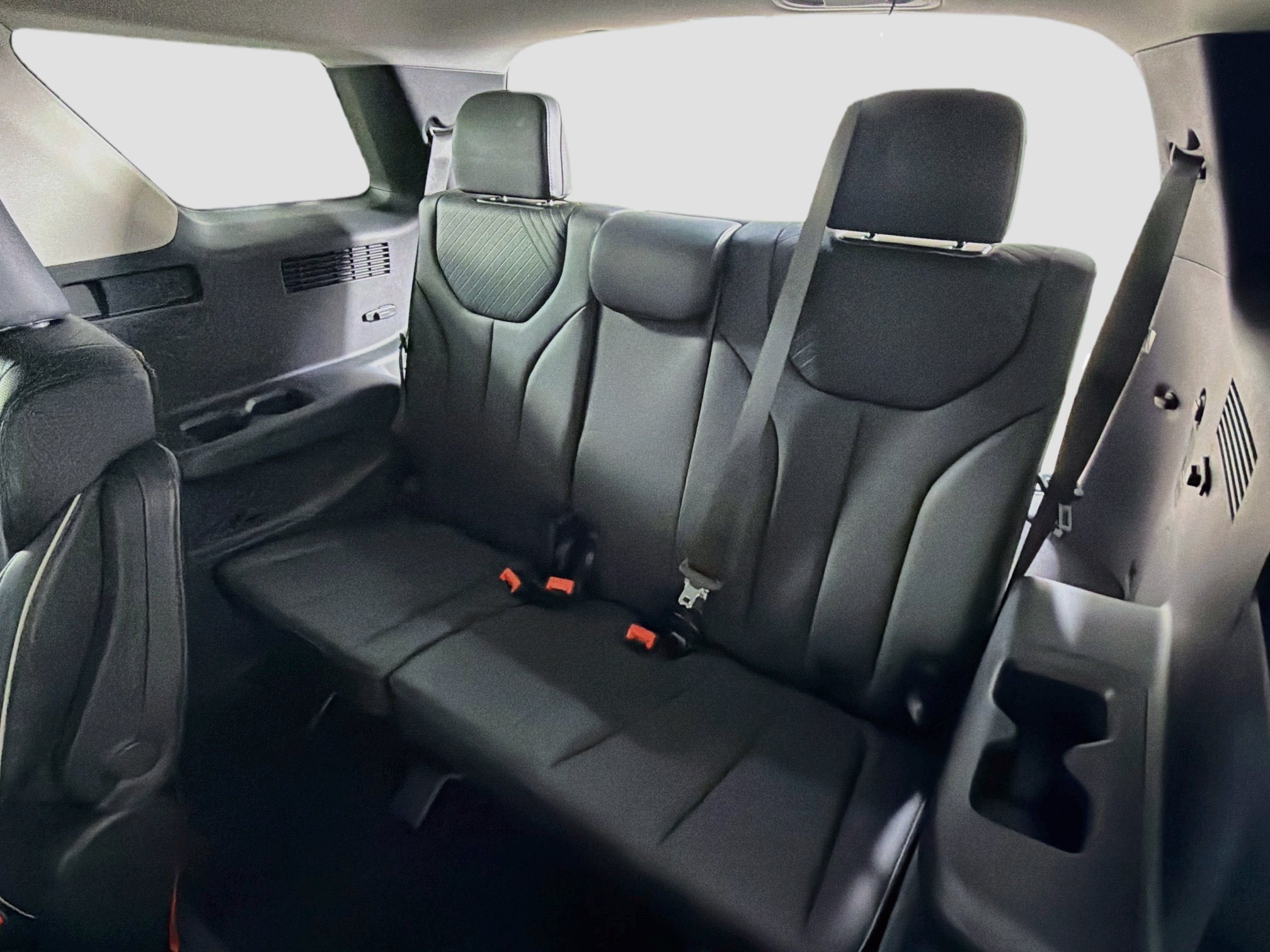Used 2025 Hyundai Palisade SEL FWD image 29