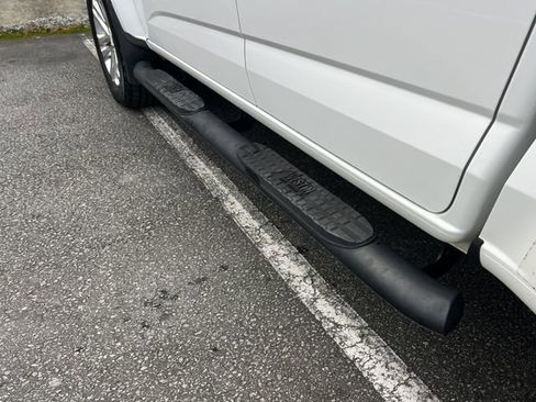 Used 2017 GMC Canyon SLT w/ Driver Alert Package image 33