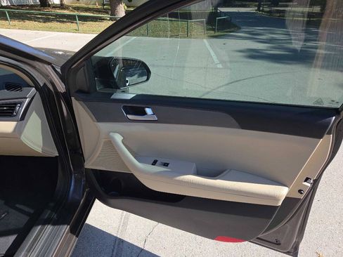 Used 2011 Hyundai Sonata Limited FWD image 51