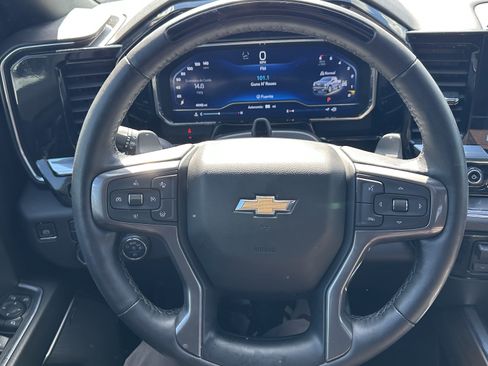 Used 2024 Chevrolet Silverado 1500 High Country AWD/4WD image 19