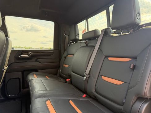 Used 2024 GMC Sierra 2500 AT4 w/ AT4 Premium Plus Package AWD/4WD image 23
