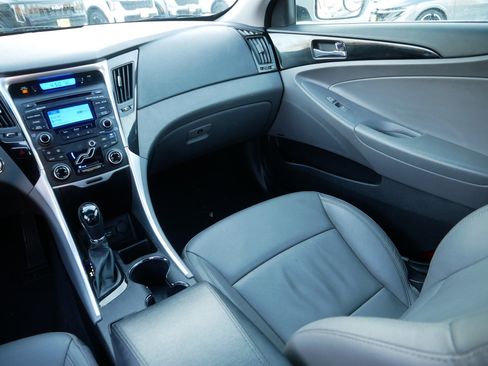 Used 2013 Hyundai Sonata Limited image 11