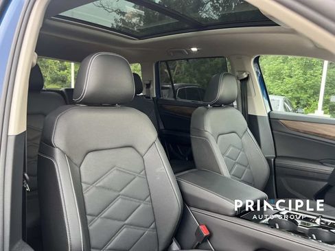Used 2026 Volkswagen Atlas SE w/ Panoramic Sunroof Package FWD image 37