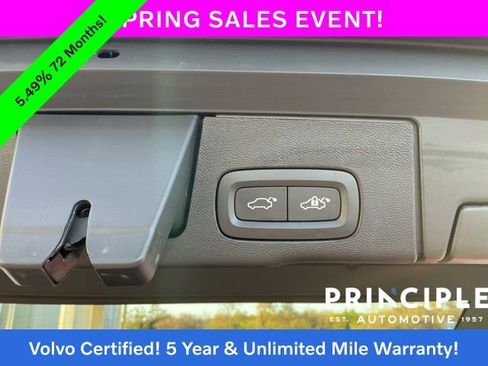 Certified 2023 Volvo XC60 B5 Plus w/ Climate Package image 15