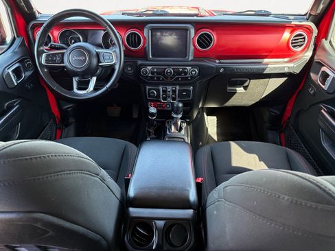 Used 2018 Jeep Wrangler Unlimited Rubicon image 3