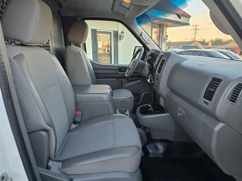 Used 2021 Nissan NV 2500 SV w/ Navigation Package RWD image 21