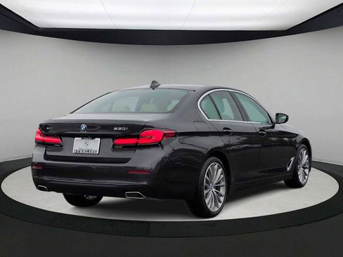 Certified 2023 BMW 530i xDrive w/ Premium Package AWD/4WD image 8